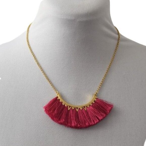 Stella & Dot Eden Fringe Statement Necklace Gold Tone Pink Tassel - Picture 1 of 4
